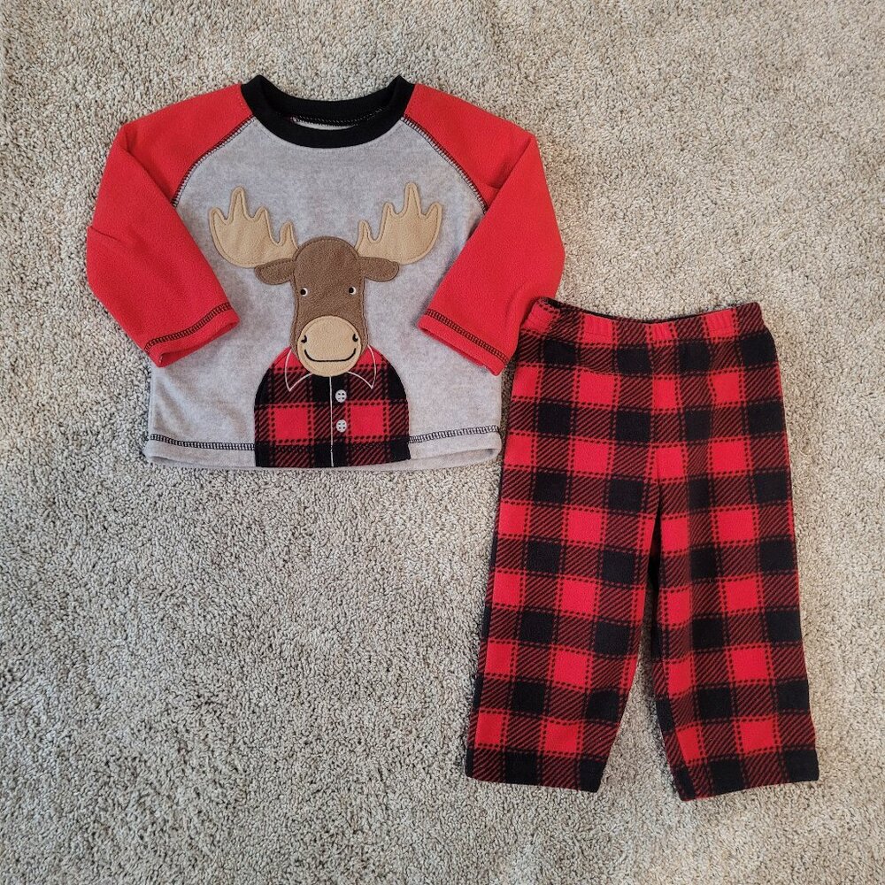 Like New! Carter's Holiday Set- Size 9-12 Months